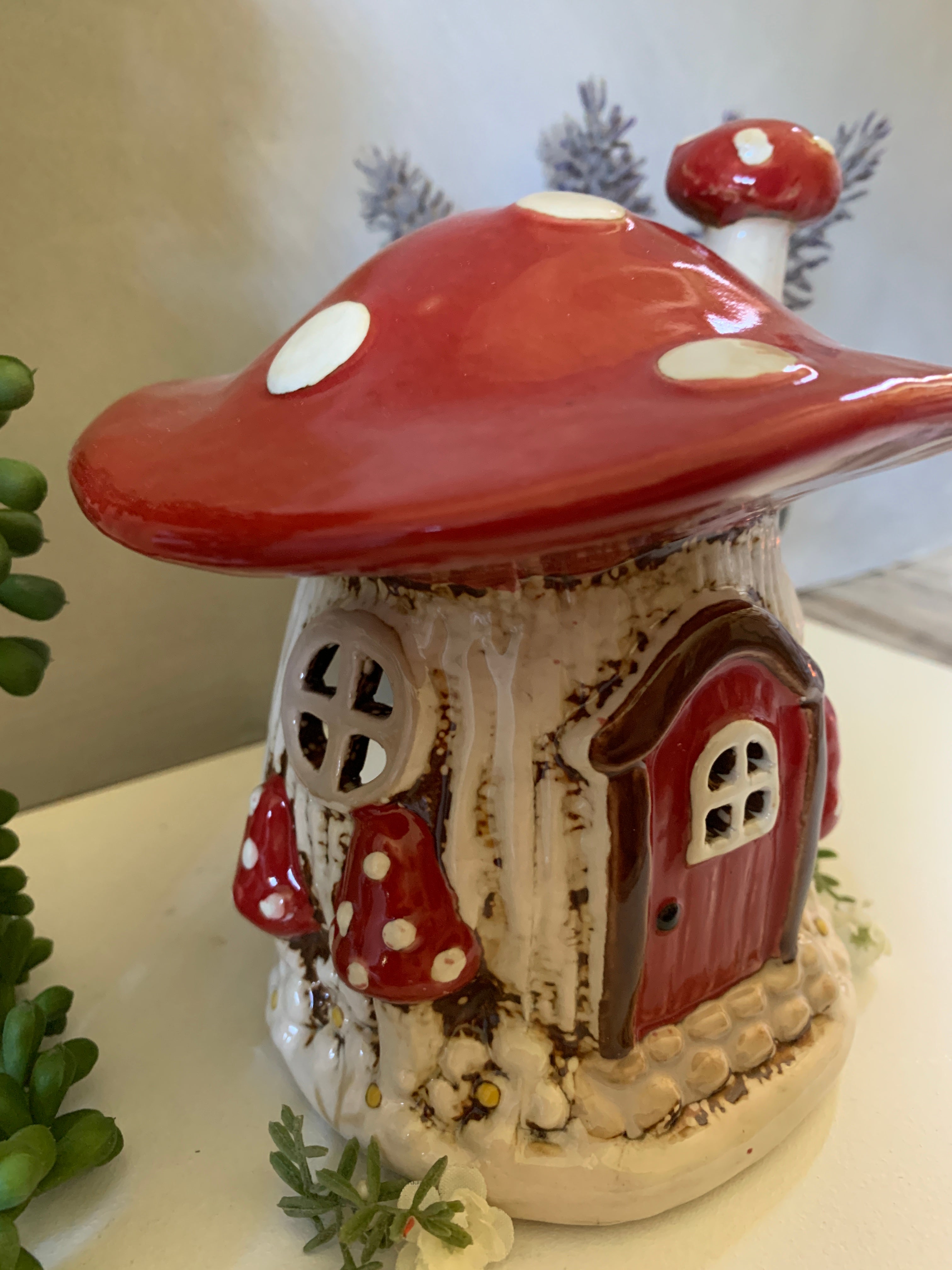 Village Pottery Red Mushroom House Tealight