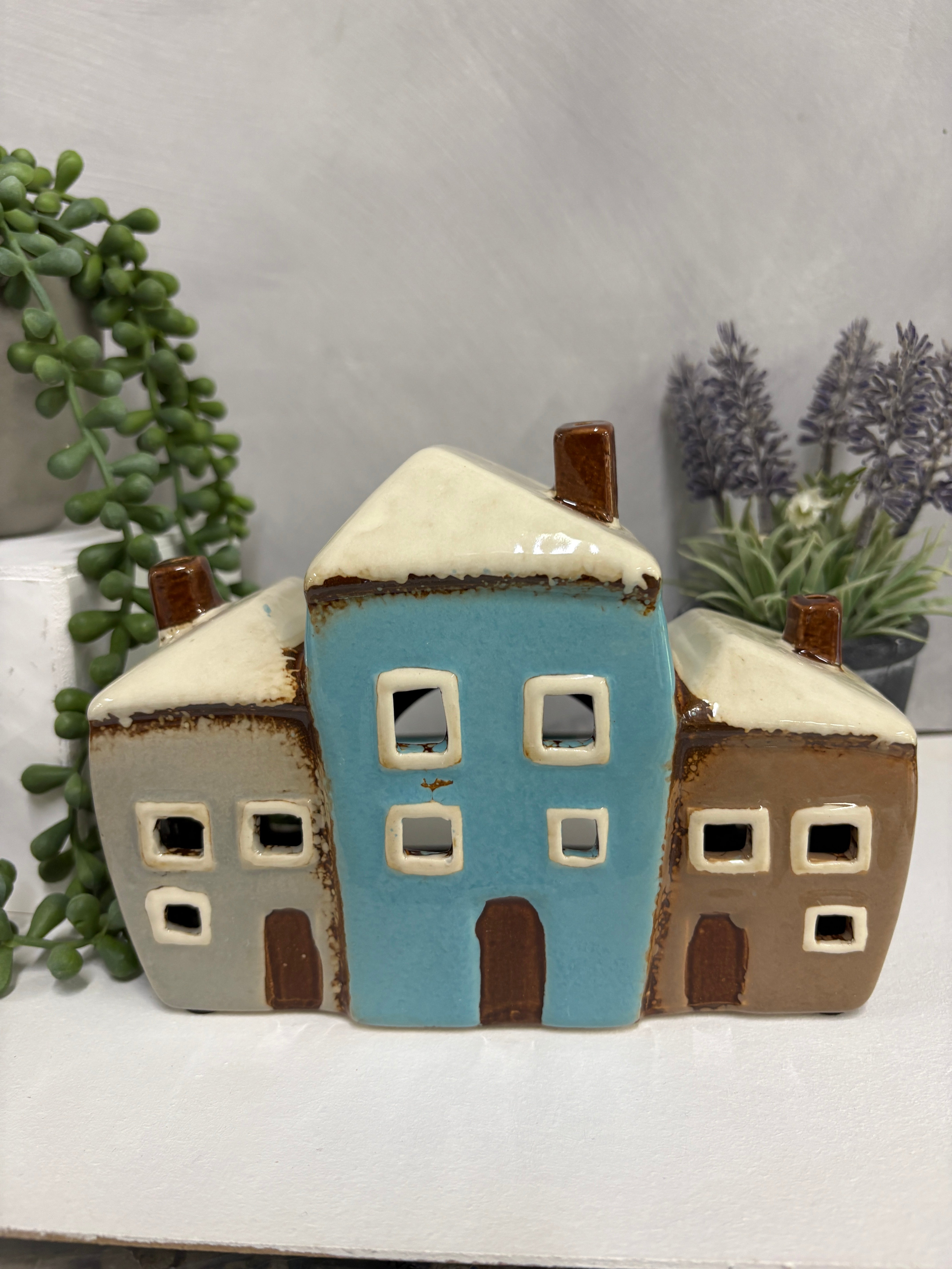 Village Pottery 3 Garden Houses