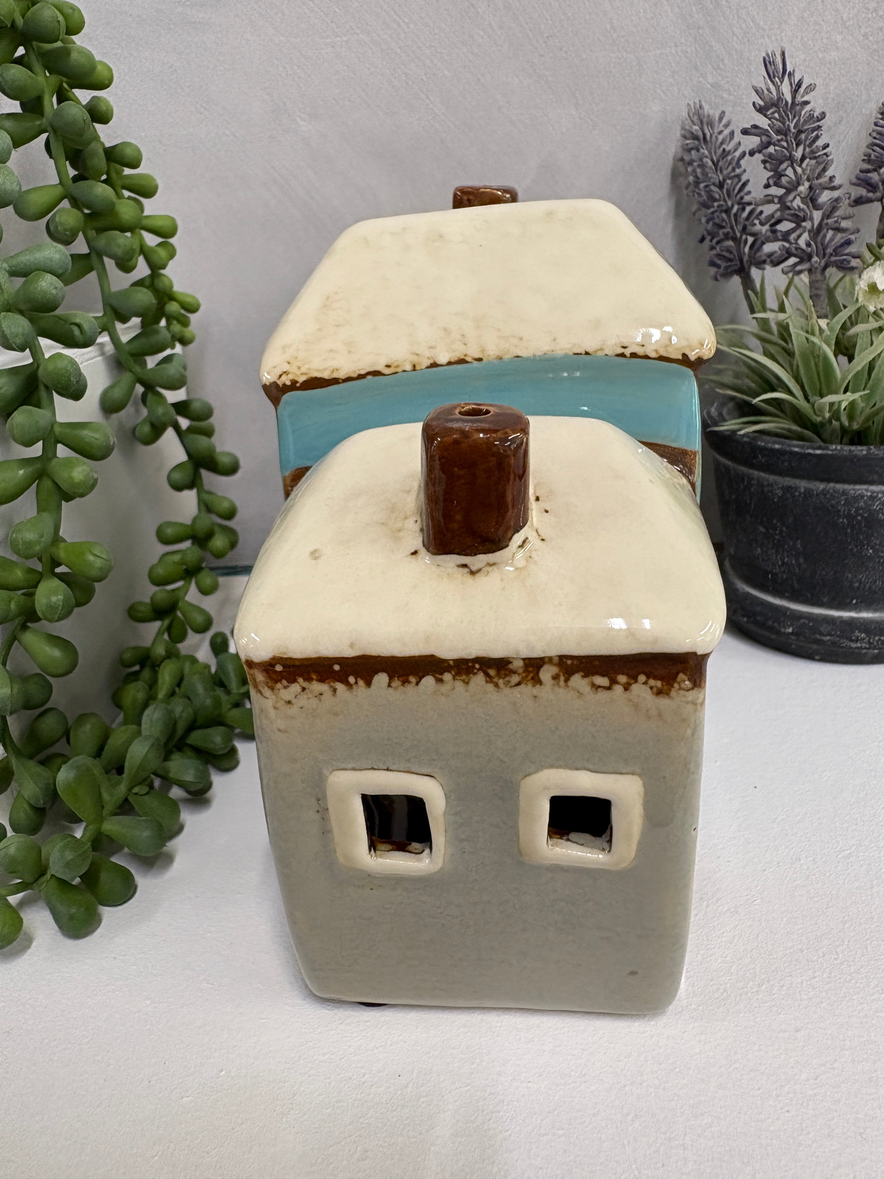 Village Pottery 3 Garden Houses