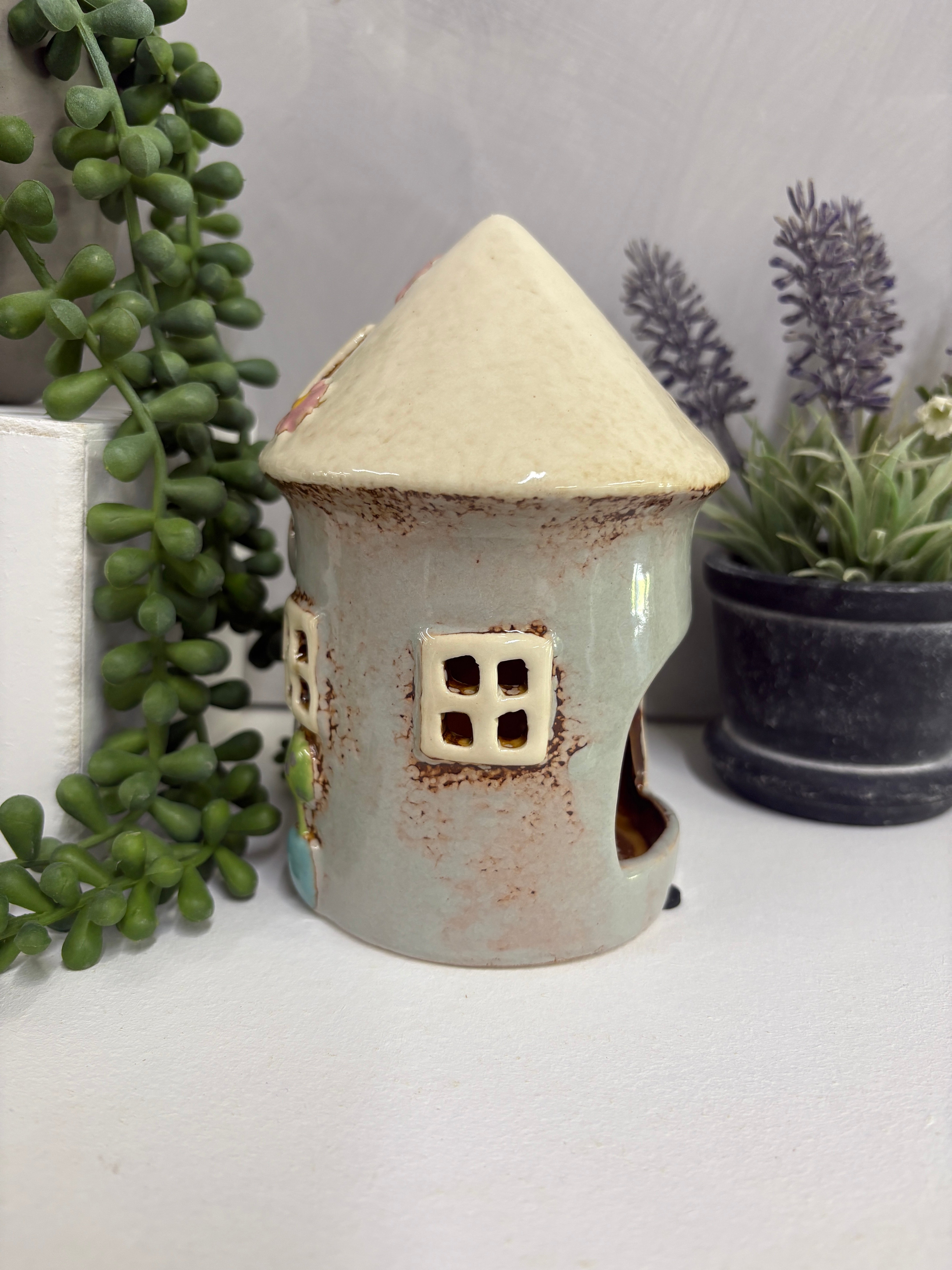 Village Pottery Round Garden House Tealight