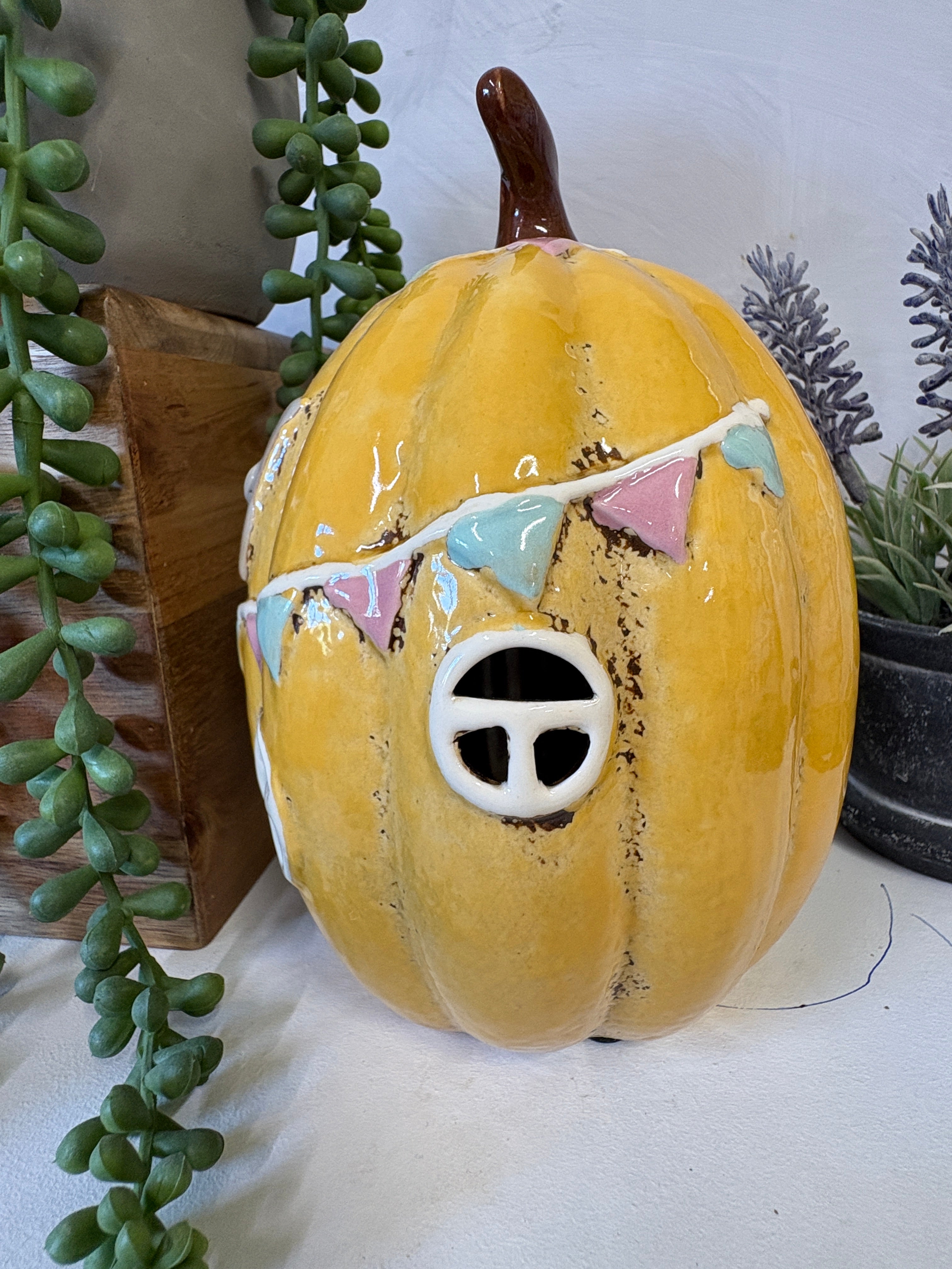 Village Pottery Pumpkin House