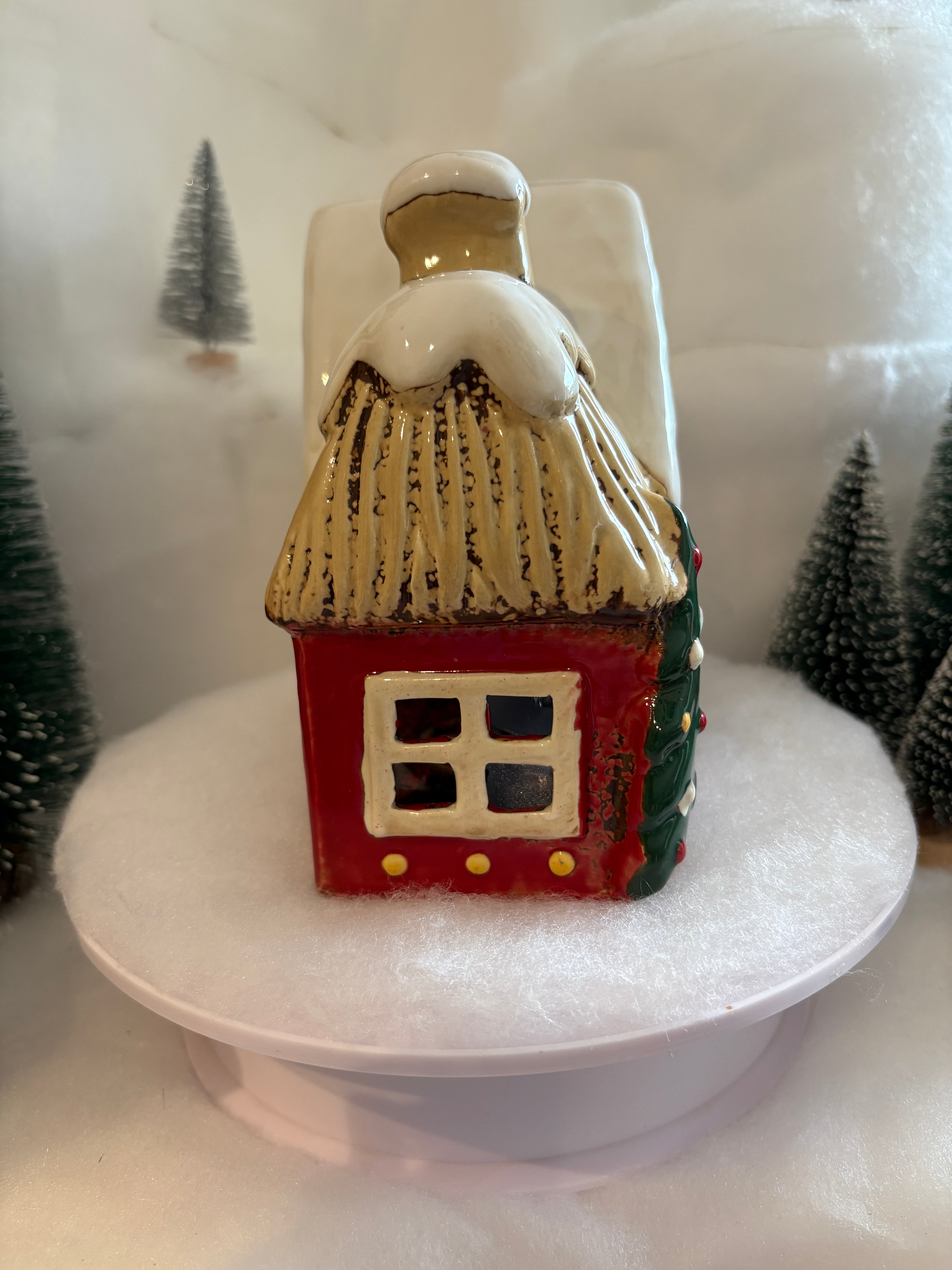 Village Pottery Christmas Round window house