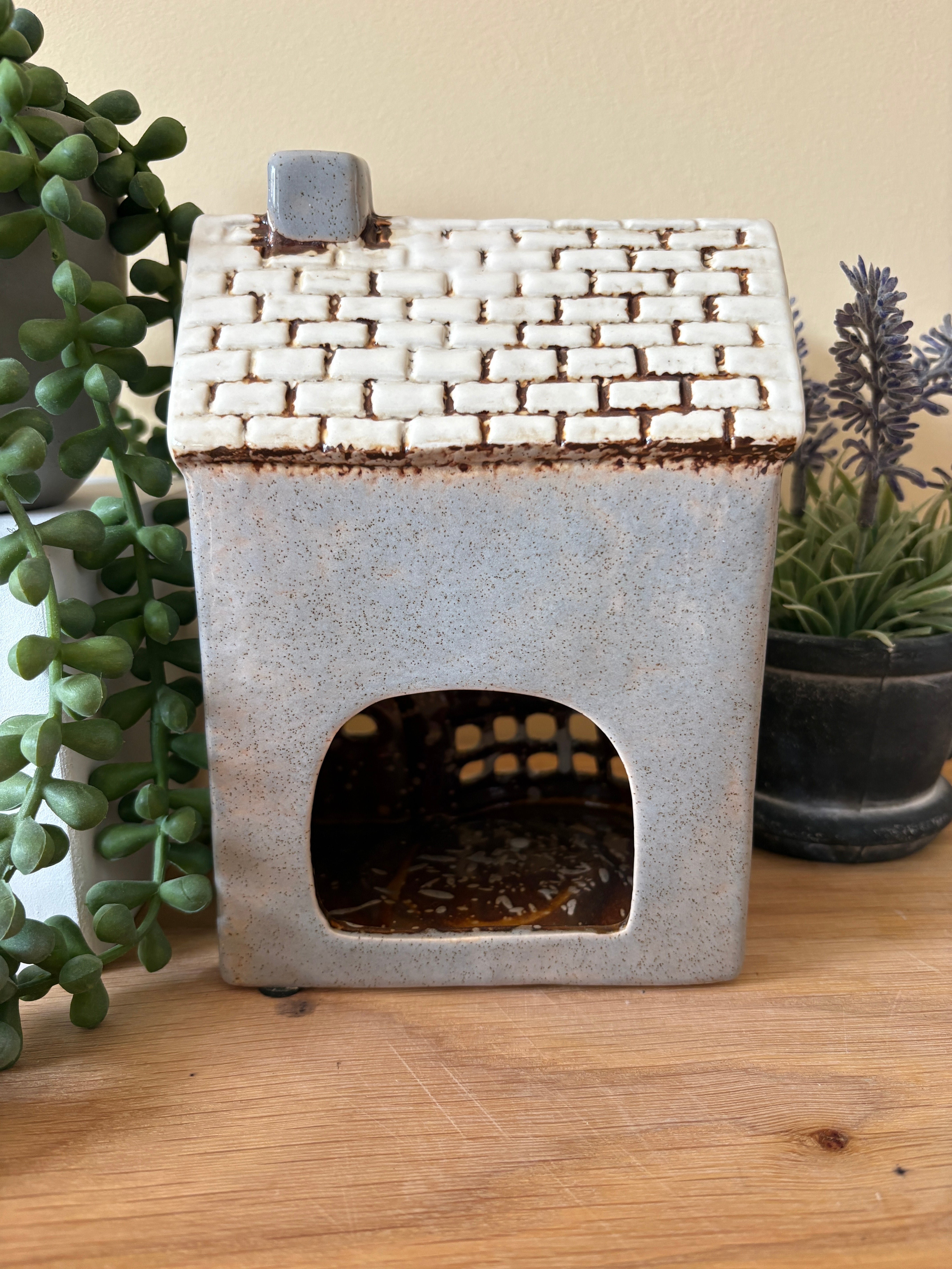 Village Pottery Corner Shop