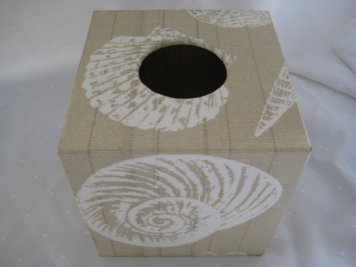 Cream Shell Tissue Box Cover - Handmade