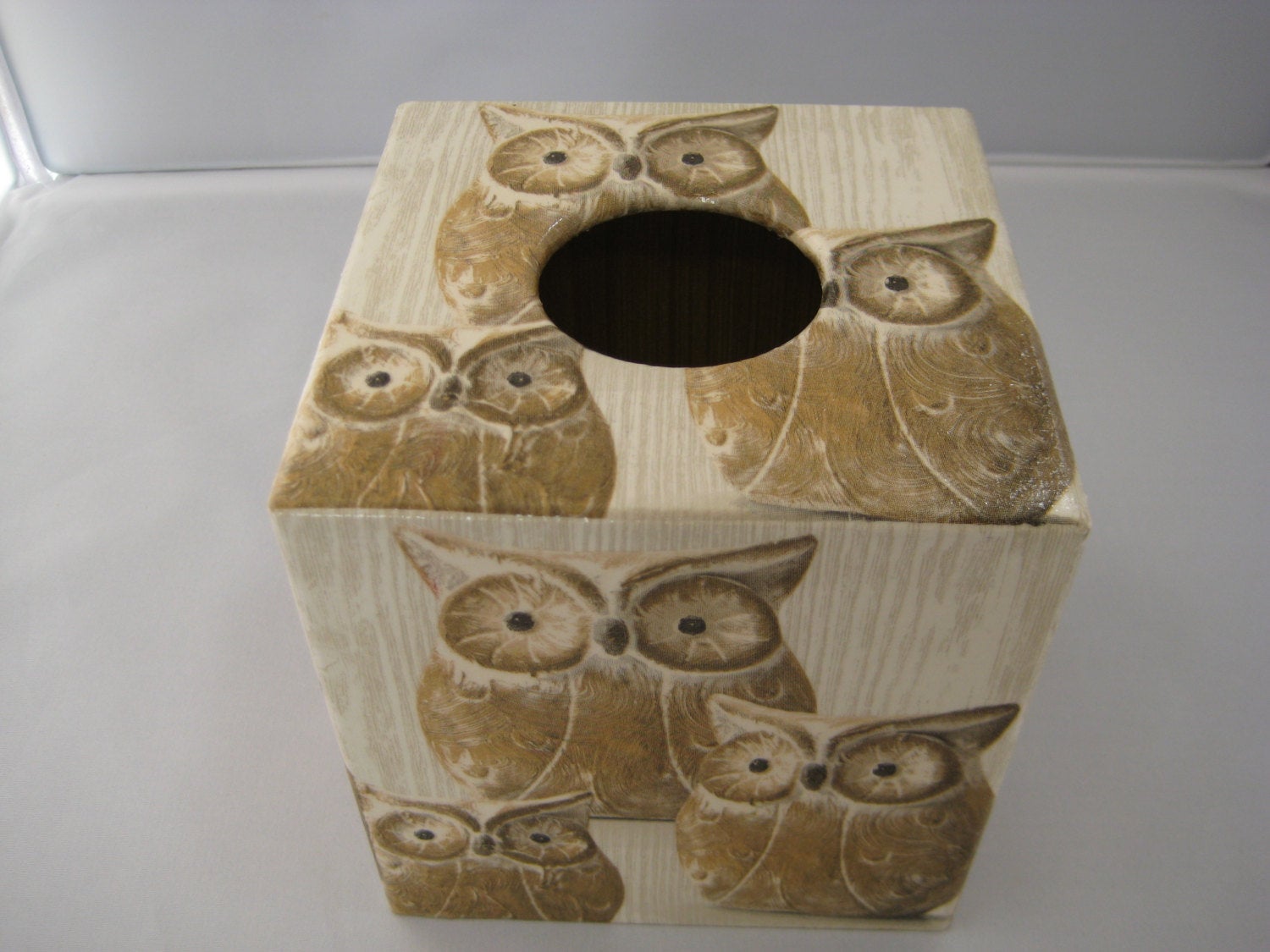 Brown Owl Tissue Box Cover - Handmade